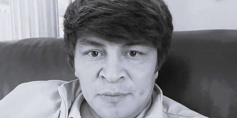 «Буынсыз адам» Айдос Тоқтарбай дүние салды