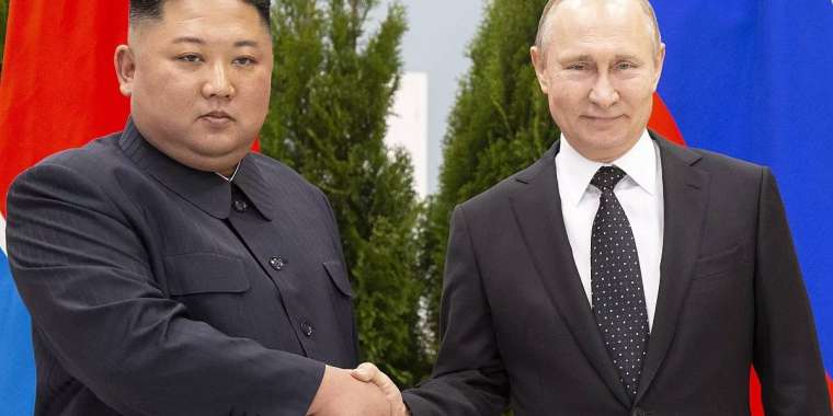 Зеленский Солтүстік Корея Украинаға қарсы соғысуға әскер жібергенін айтты