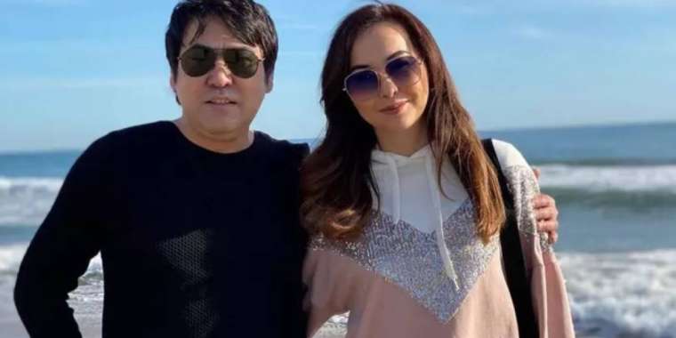 Мейрамбек Беспаевтың әйелі жүктілігі туралы жаңалықты туыстары қалай қабылдағанын көрсетті