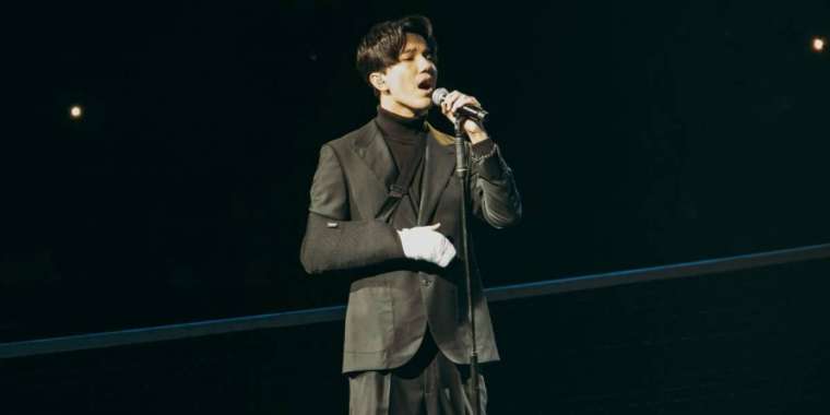 Димаш Құдайберген Алматыдағы теннис турнирінде өнер көрсетті