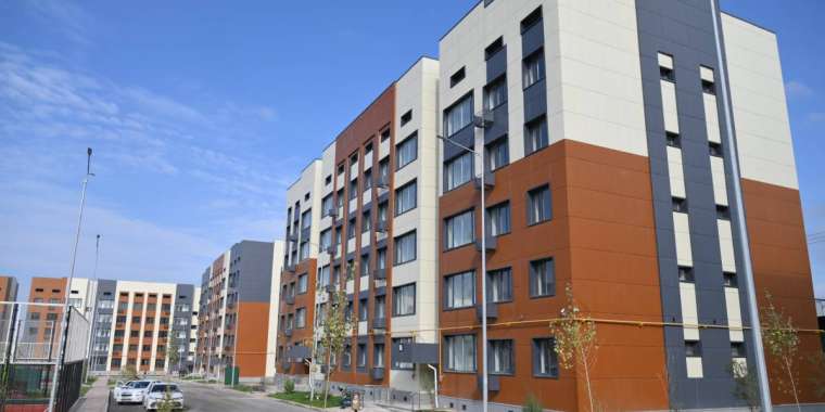 В Шымкенте 304 семьи отпраздновали новоселье в преддверии Дня Республики