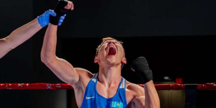 Екі қазақстандық боксшы әлем чемпионатының финалына шықты