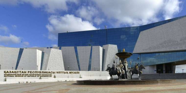 «Ұлы Дала жауһарлары» Парижде көрсетіледі