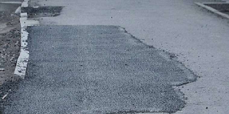 Сапасыз асфальт төсеген түркістандық мердігерге айыппұл салынды