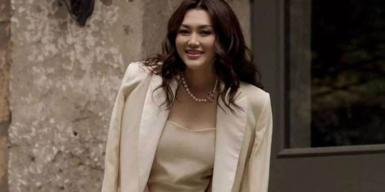 «Жалған өмірге келеміз де кетеміз». Ерке Есмахан концерттен соң пікір білдірді