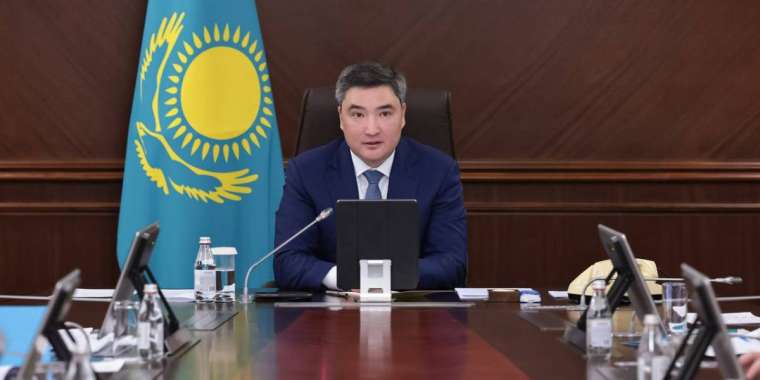 Премьер-министр мүгедектігі бар адамдардың мәселелерін шешуді тапсырды