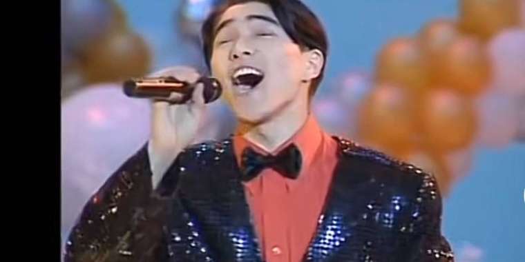 Сәкен Майғазиевтің 1997 жылы айтқан әні көпшіліктің сынына ұшырады