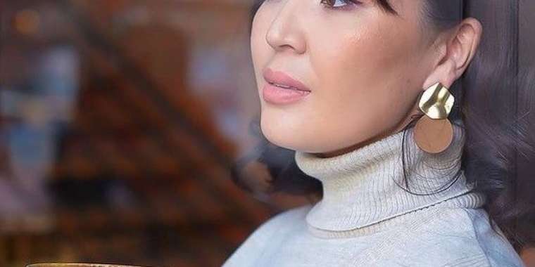 Ақын Жадыра Байбұланова өлеңдері