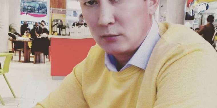 Ақын Рахат Әбдірахманов өлеңдері