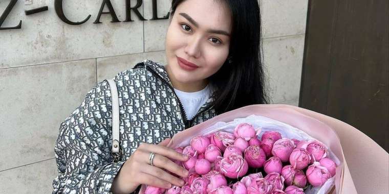 «Құдай аясын». Дина Төреәлі табыс туралы сөз қозғады