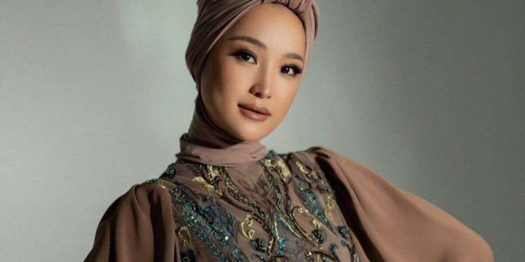 Мөлдір Әуелбекова бірінші күйеуімен қалай ажырасқанын айтты