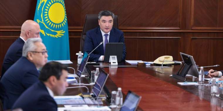 Премьер-министр Олжас Бектенов өрт қауіпсіздігі шараларын күшейтуді тапсырды