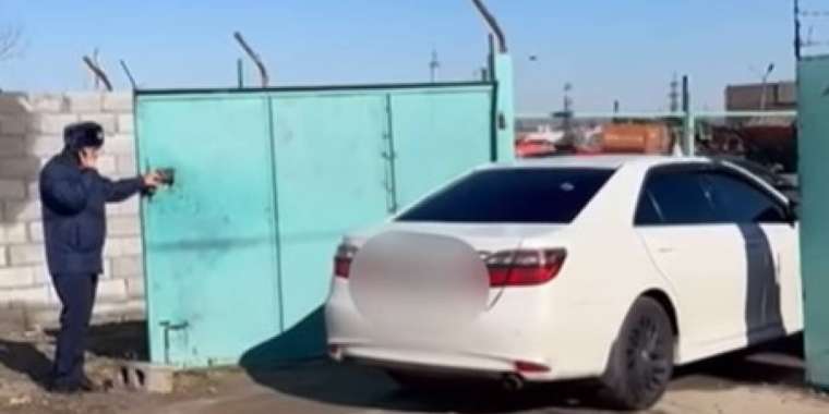 Қонаевта кортеж жасаған көліктер айып тұрағына қамалды