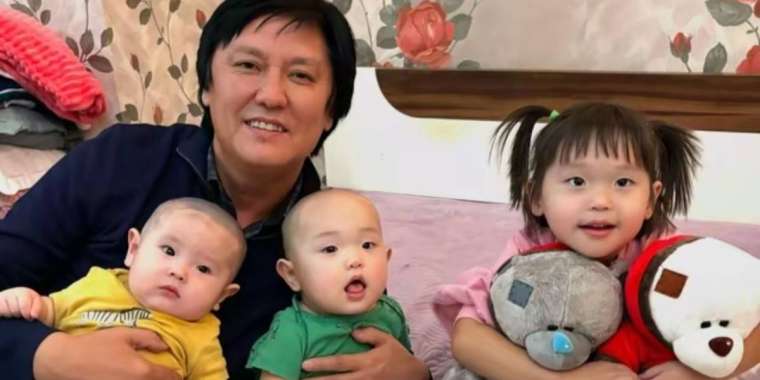 Немерем мен кенже баламды бесікке салып бірге тербетемін - Өмірқұл Айниязов