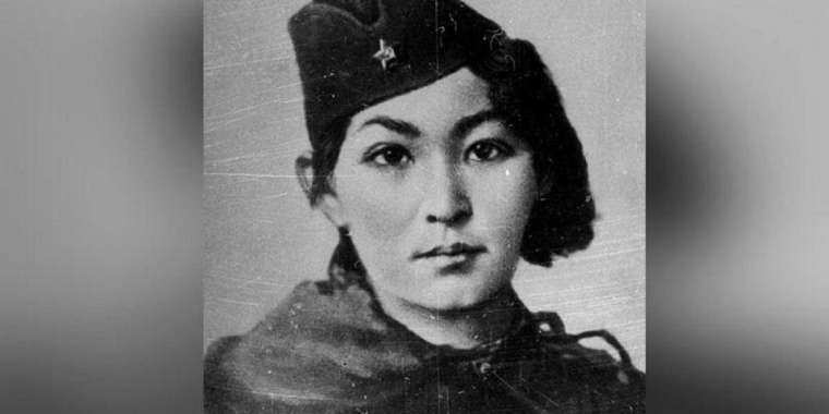 Қазақтың батыр қызы Әлия Молдағұлова