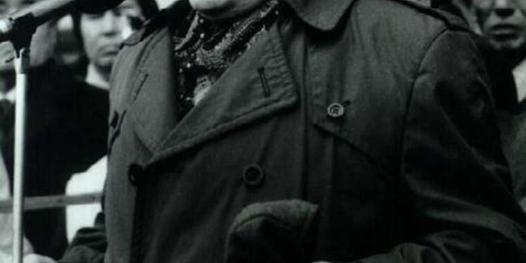 Ақын Мұхтар Шаханов өлеңдері