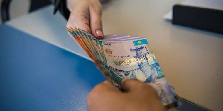 Балабақшалардан 54 млн теңге жымқырған есепшілер сотталды