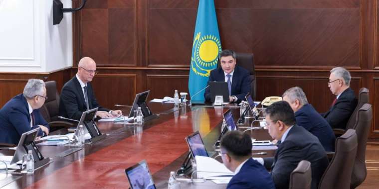 IT технологиялар саласын белсенді қолдау жалғасады – Олжас Бектенов