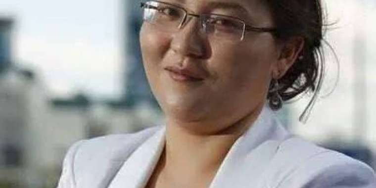 Ақын Айжан Тәбаракқызының өлеңдері