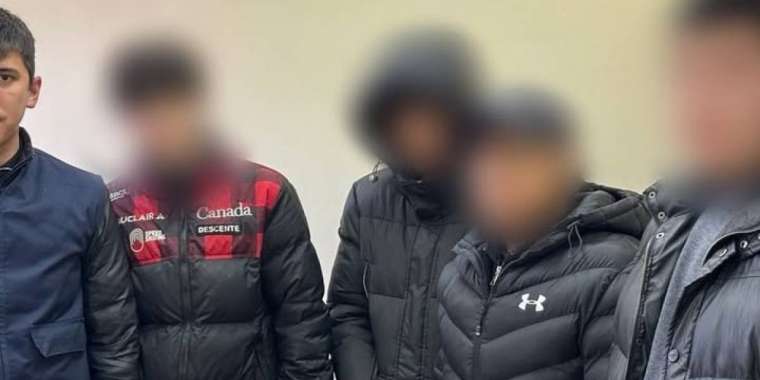 БҚО-да бопсалау күдігімен студенттер тобы ұсталды (ВИДЕО)