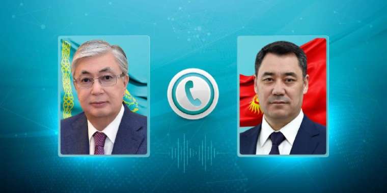 Мемлекет басшысы Қырғызстан Президенті Садыр Жапаровпен телефон арқылы сөйлесті