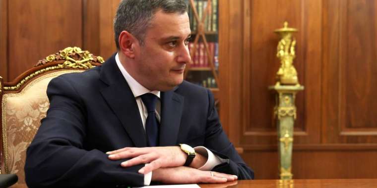 Путин Курск облысының губернаторын орнынан алып тастады