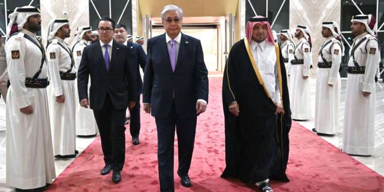 Тоқаев Қатар Мемлекетіне жұмыс сапарымен барды