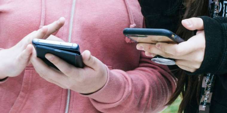 Байланыс қызметтерінің тарифі жыл соңына дейін өзгермейді