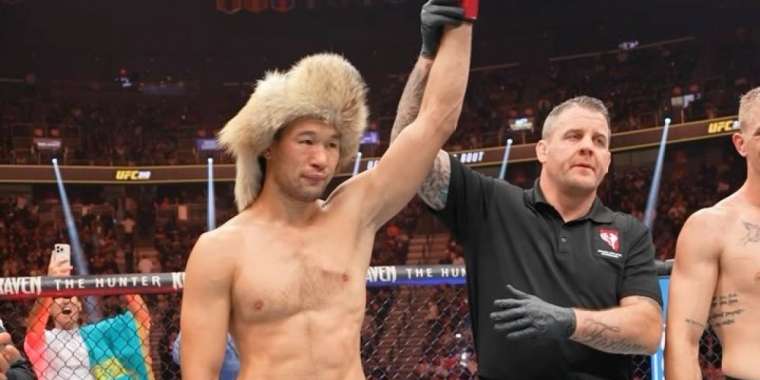 «Біләл, келсей айналайын!» Шавхат жекпе-жектен кейін негізгі қарсыласын рингке шақырды