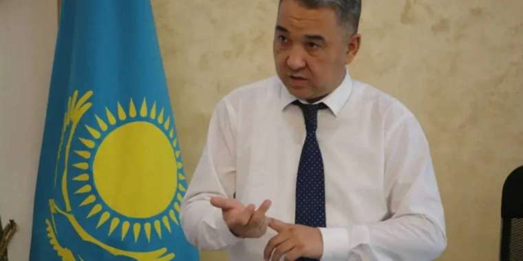 «Білгішсінбе»: Қарағандының әкімі желідегі пікірі үшін жазаланды