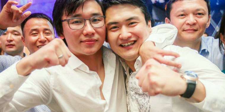 Блогер «МузАрт», Қайрат Нұртас, Төреғали Төреәлілердің халықты қарызға батырғанын айтты