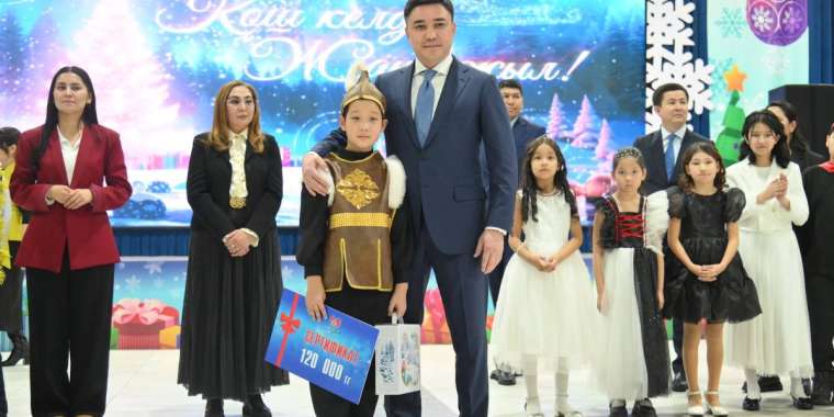 Одна елка – сотни улыбок - в Шымкенте прошла Президентская ёлка
