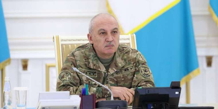 Қорғаныс министрі жаңа қызметке тағайындалды