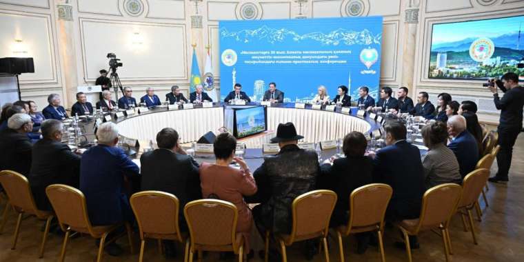 Алматыда мәслихаттардың құрылғанына 30 жыл толу құрметіне ғылыми - практикалық конференция өтті