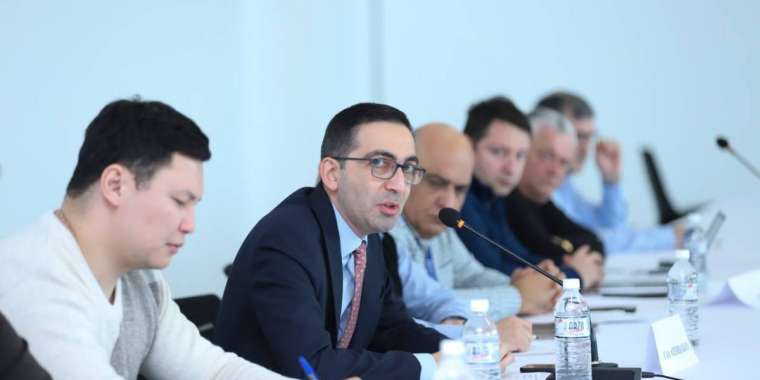 Көлік министрлігіндегі комиссия ұшақ апаты болған оқиға орнына барады