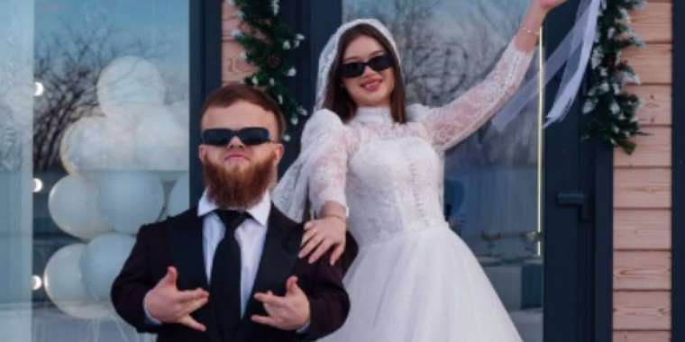 Паралимпиада чемпионы Давид Дегтярев отбасын құрды