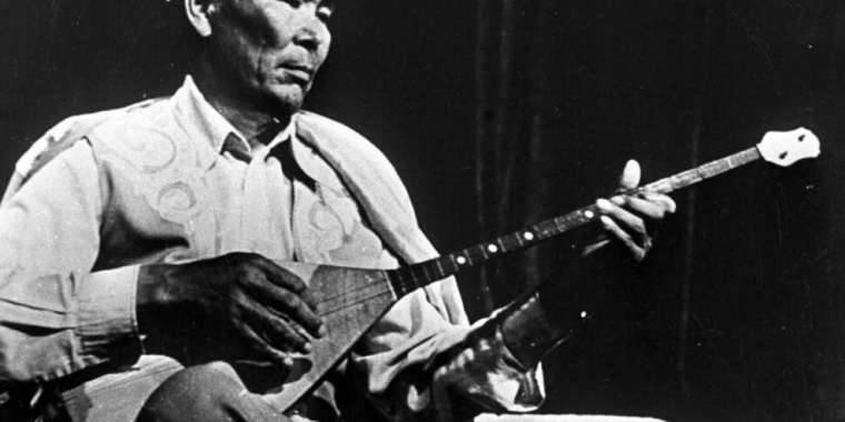 Ұлы күйші Әбікен Хасенов