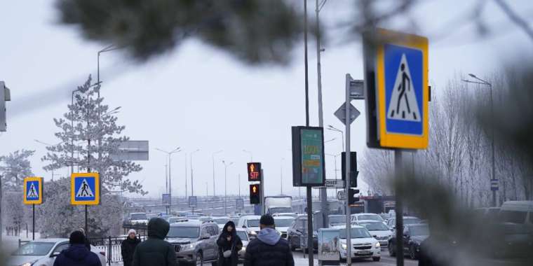 Ақтөбеде жол белгілеріне деп бөлінген 272 млн теңгені жеп қойған