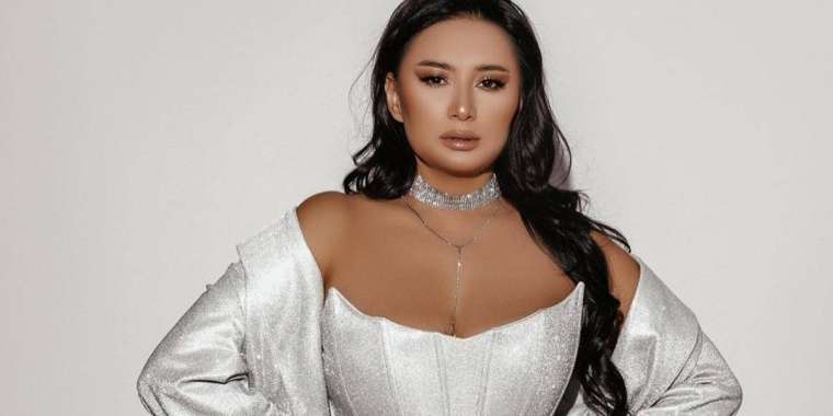 Мадина Сәдуақасова офицер боламын деп жүргенде қалай танымал әнші болғанын айтты