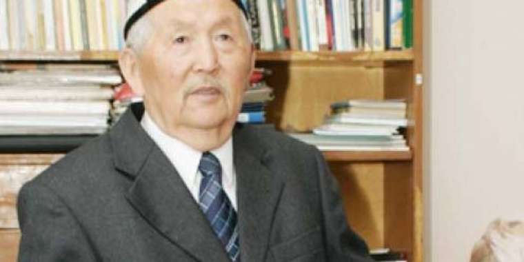 Академик Рахманқұл Бердібай