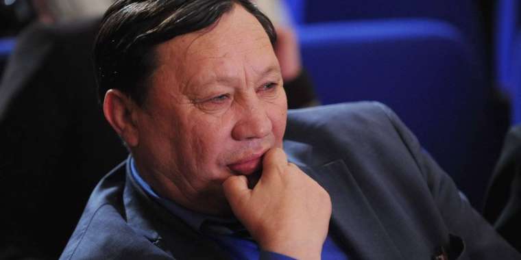 Ақын Есенқұл Жақыпбек өлеңдері