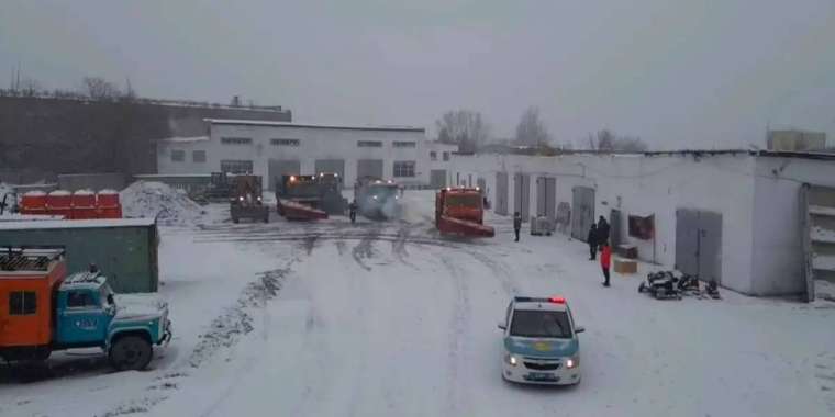 Жұмысына жүрдім-бардым қараған 12 шенеунік жазаланды