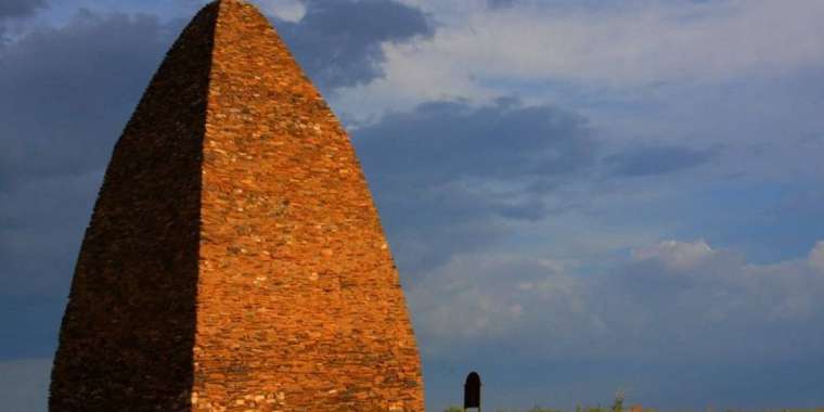 Будда бірде дүниеге келгенде...