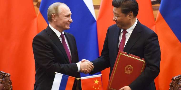 Путин мен Си Цзинпин видео арқылы шұғыл сөйлесті