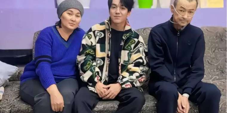 Димаш қатерлі ісікке шалдыққан жанкүйерінің соңғы арманын орындады