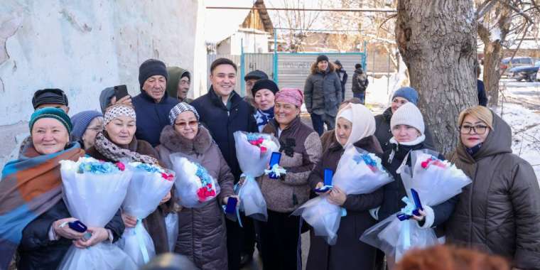 Шымкентте реновация бағдарламасы аясында адамдар пәтерлі болды