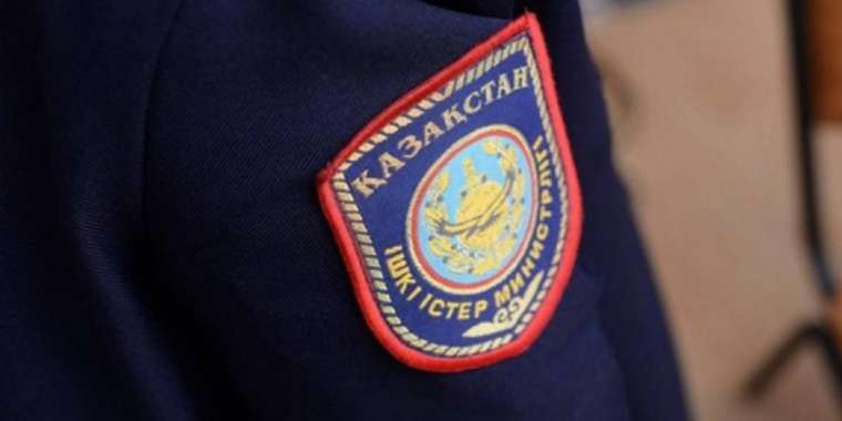 Павлодарда мұғалім оқушының арқасына шеге сұғып алды