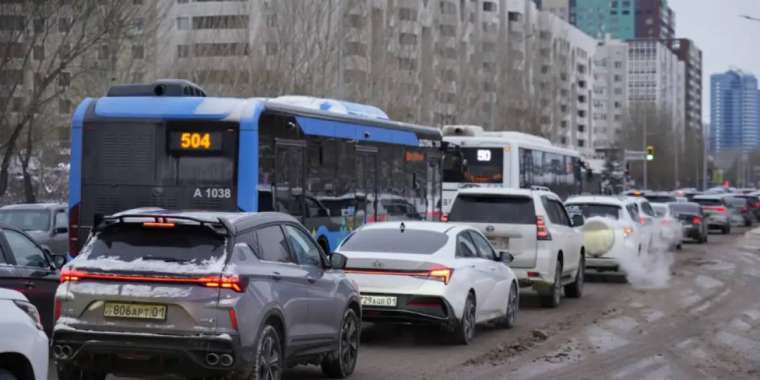 Кептеліс пен қалдықтарды өңдеу. Тоқаев шұғыл шара қабылдауды тапсырды