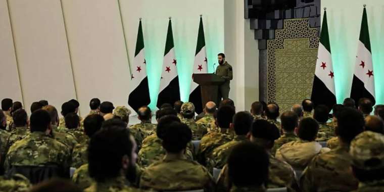 Сирияда уақытша президент тағайындалып, әскер таратылды