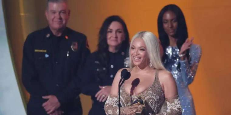 «Грэмми» сыйлығын америкалық әнші алды